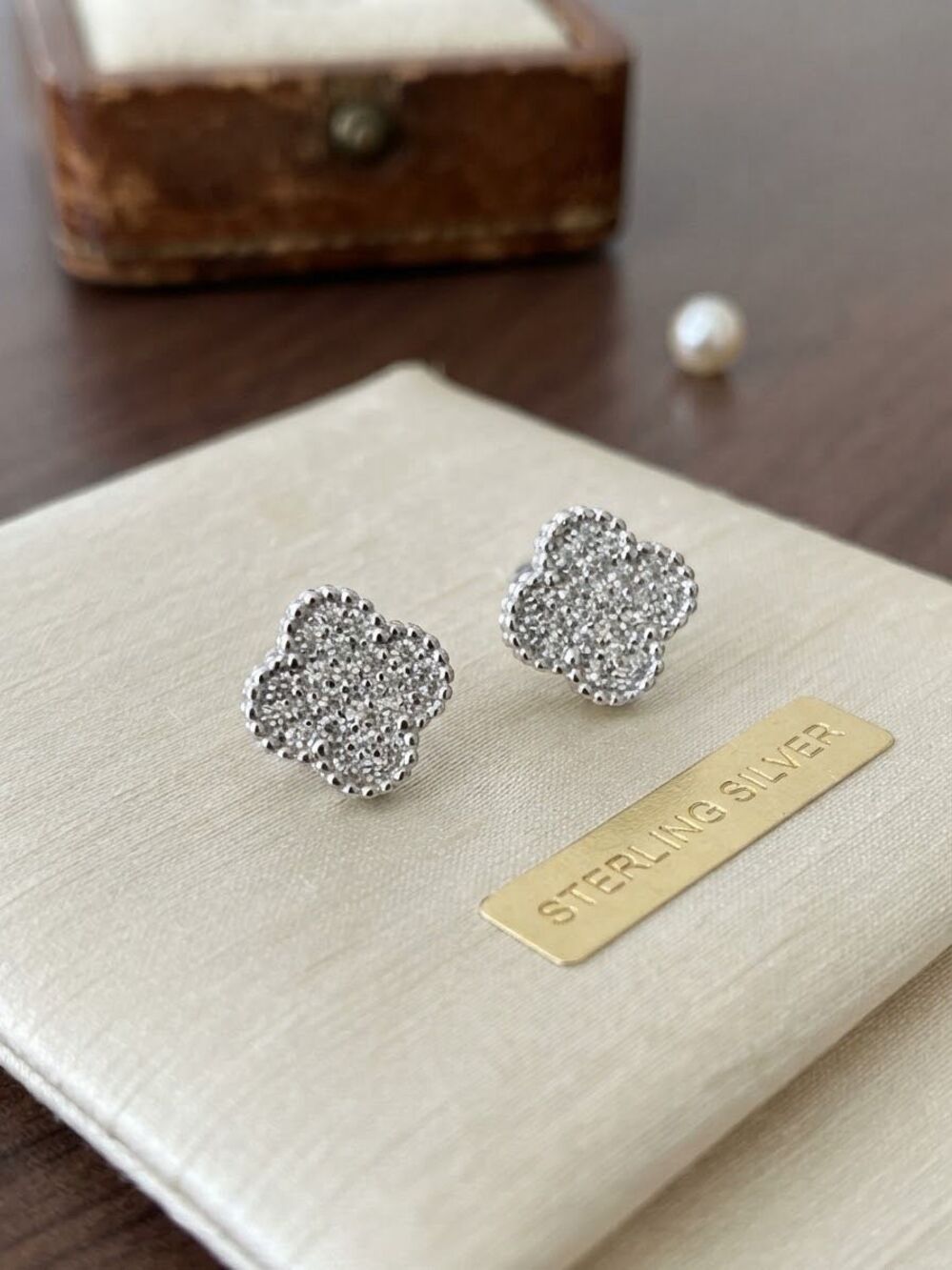 Sterling Silver Moissanite Diamond Clover Flower Stud Earrings D Color VVS1